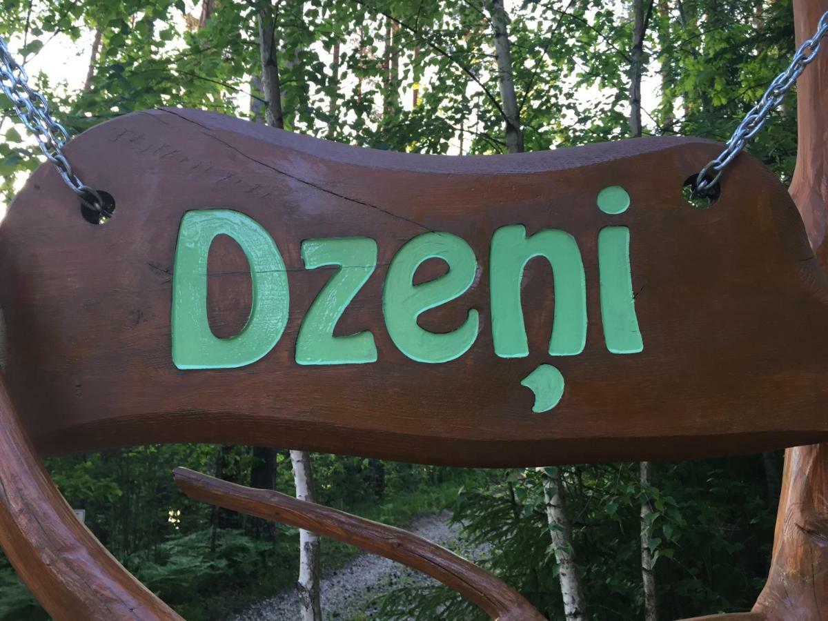 Dzeni Amatciems Exterior foto